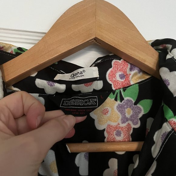 1970s Floral Flower Power Print Groovy Button Down Shirt - Picture 4 of 5